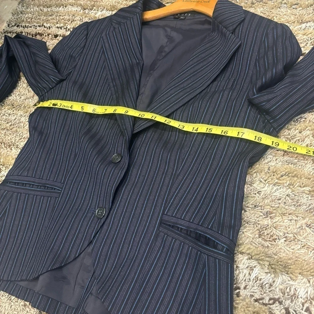 Theory Women’s 12 Blazer Striped Black Blue wool Stretch - Picture 9 of 10